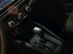 نيسان كيكس